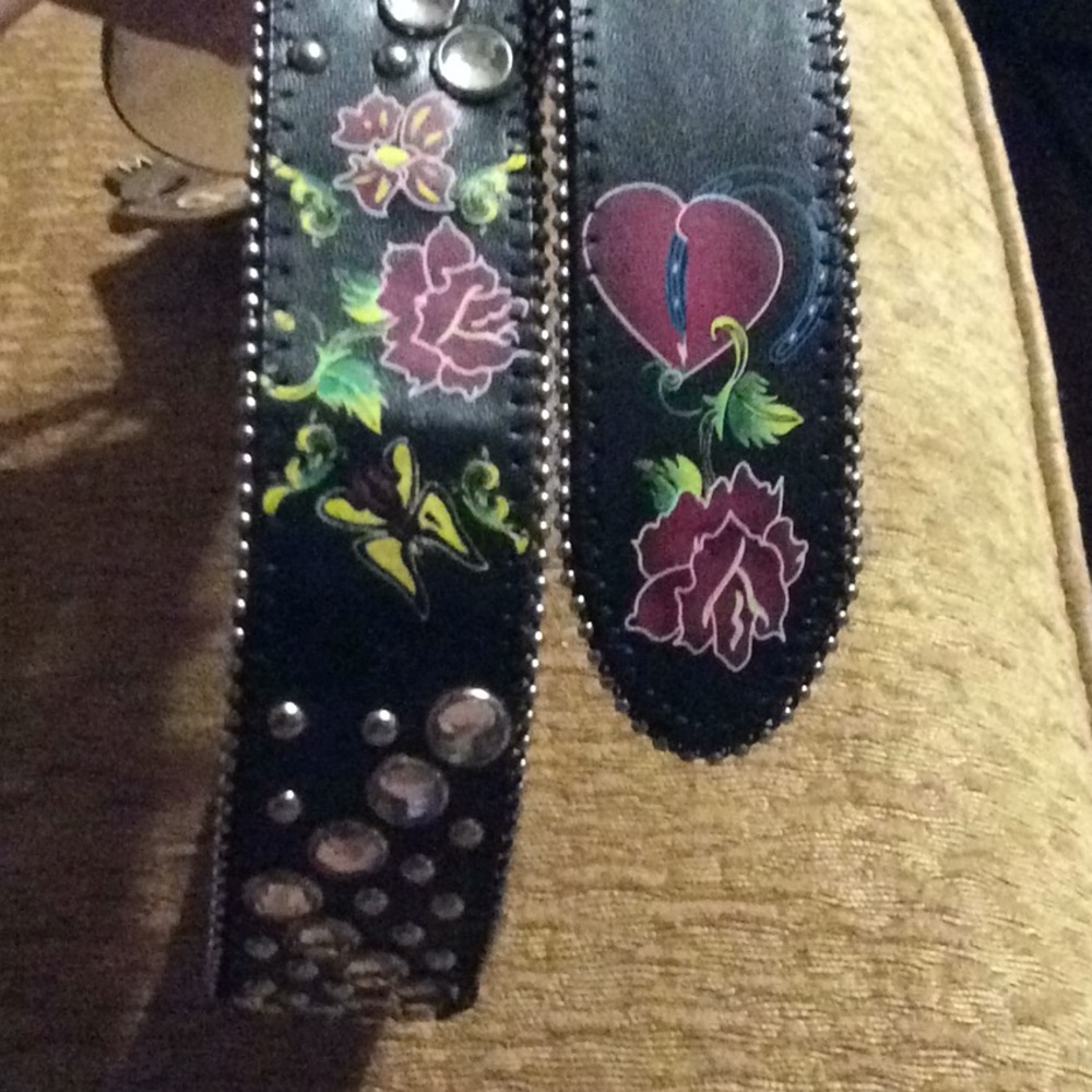 Small women’s Roper belt - Picture 3 of 5